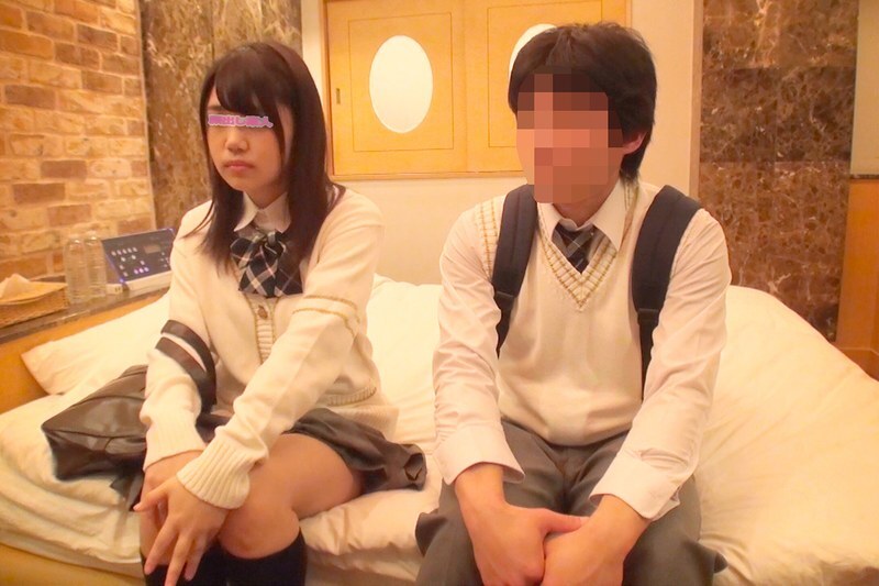 DKRA-2403 A prank involving giving a 'time-release condom that's guaranteed to break' to male and female friends from the same school and forcing them into unprotected sex! The male and female classmates take on a mission to continuously ejaculate without pulling out in a love hotel! The condom, which was full to the brim with sperm, suddenly breaks, resulting in an unexpected massive ejaculation inside the vagina!! 2 Sayori